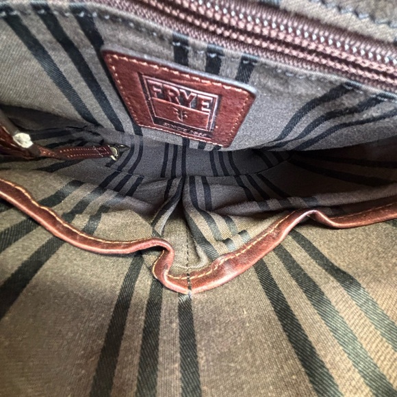 RARE Frye Studded Leather Crossbody Messenger Flap Bag Dark Brown - Picture 9 of 15